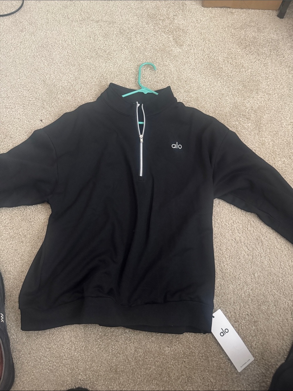 ALO Yoga Men’s Black Half-Zip Sweater